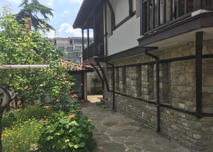 Katya Къща за гости