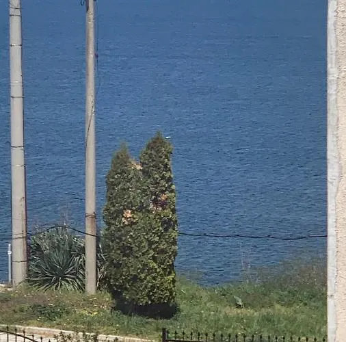 Katya Къща за гости